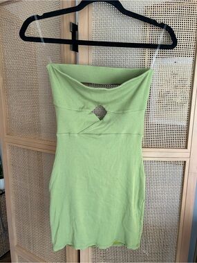 Windsor | Dresses | Windsor Size Small Dark Green Strapless Dress With Slit  Design | Poshmark